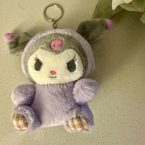 Kuromi plush keychain - Picture 2 of 4